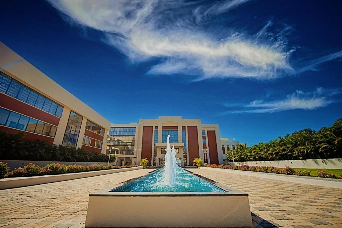 The King'S Meadows Hotel Golhalli Exterior foto