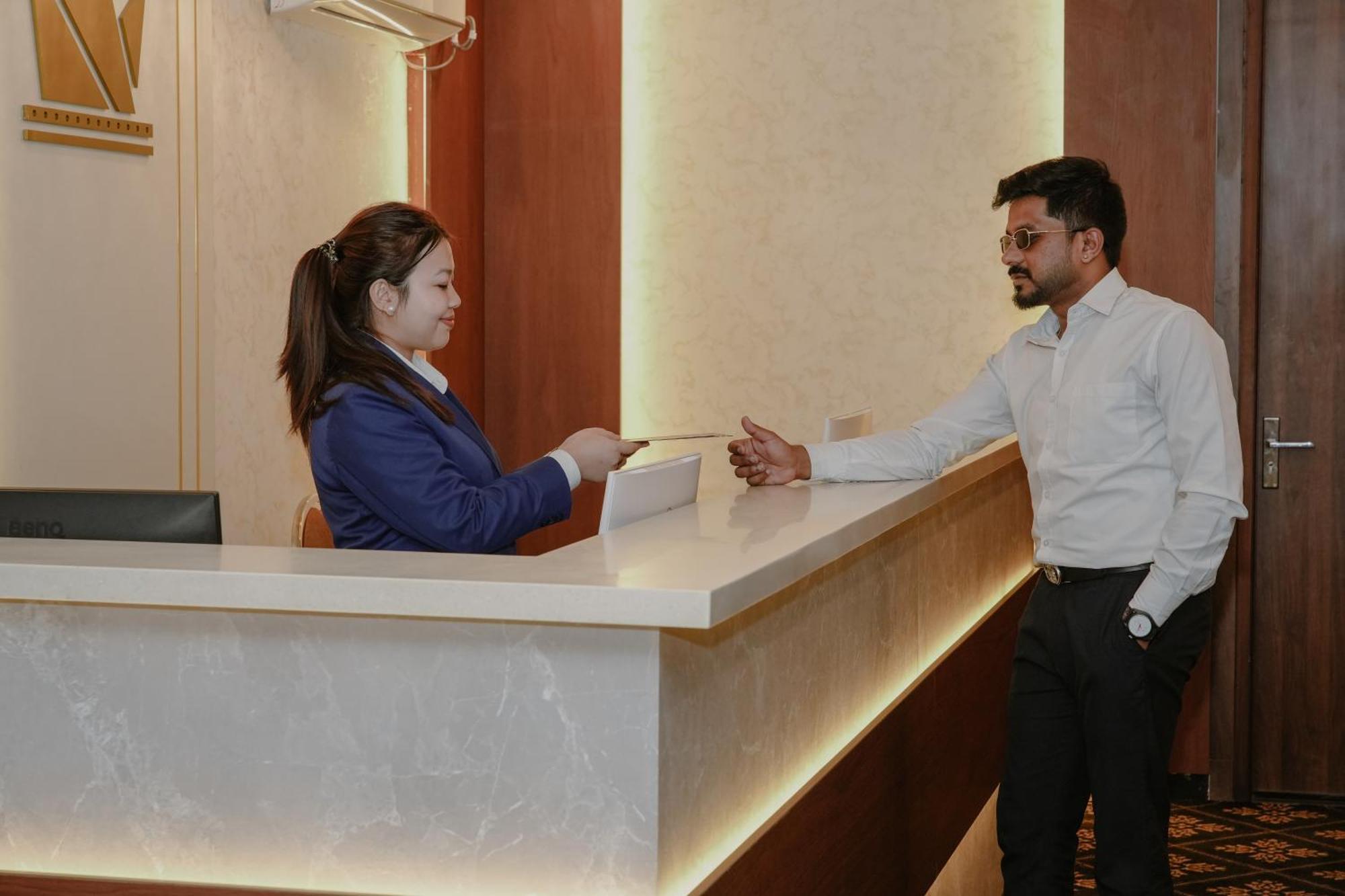 The King'S Meadows Hotel Golhalli Exterior foto