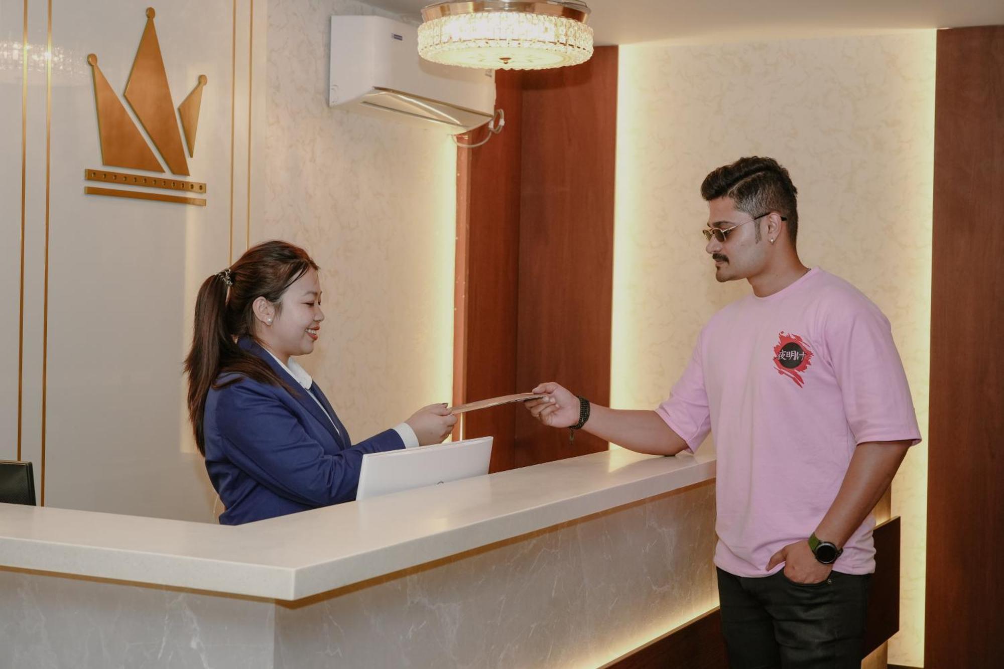The King'S Meadows Hotel Golhalli Exterior foto